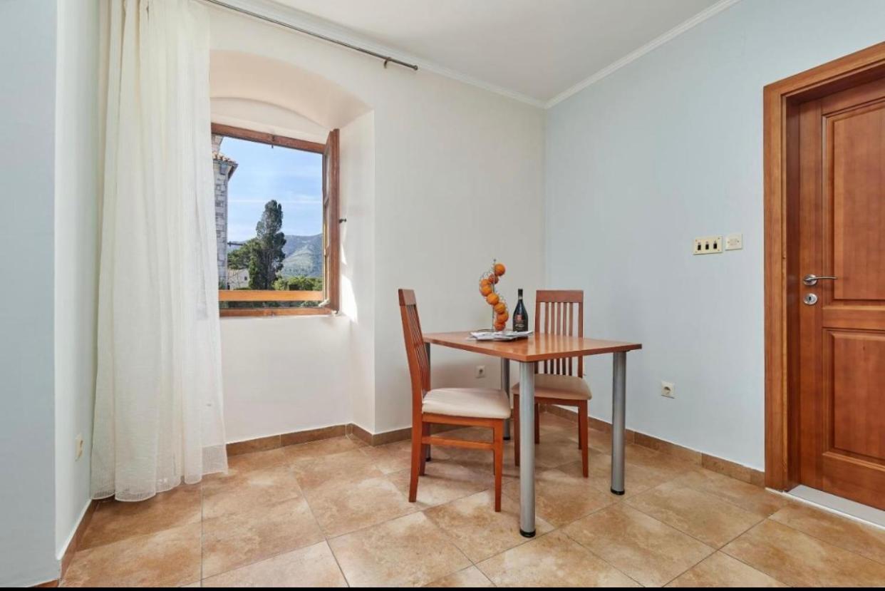 Apartments Barba Kotor Ngoại thất bức ảnh