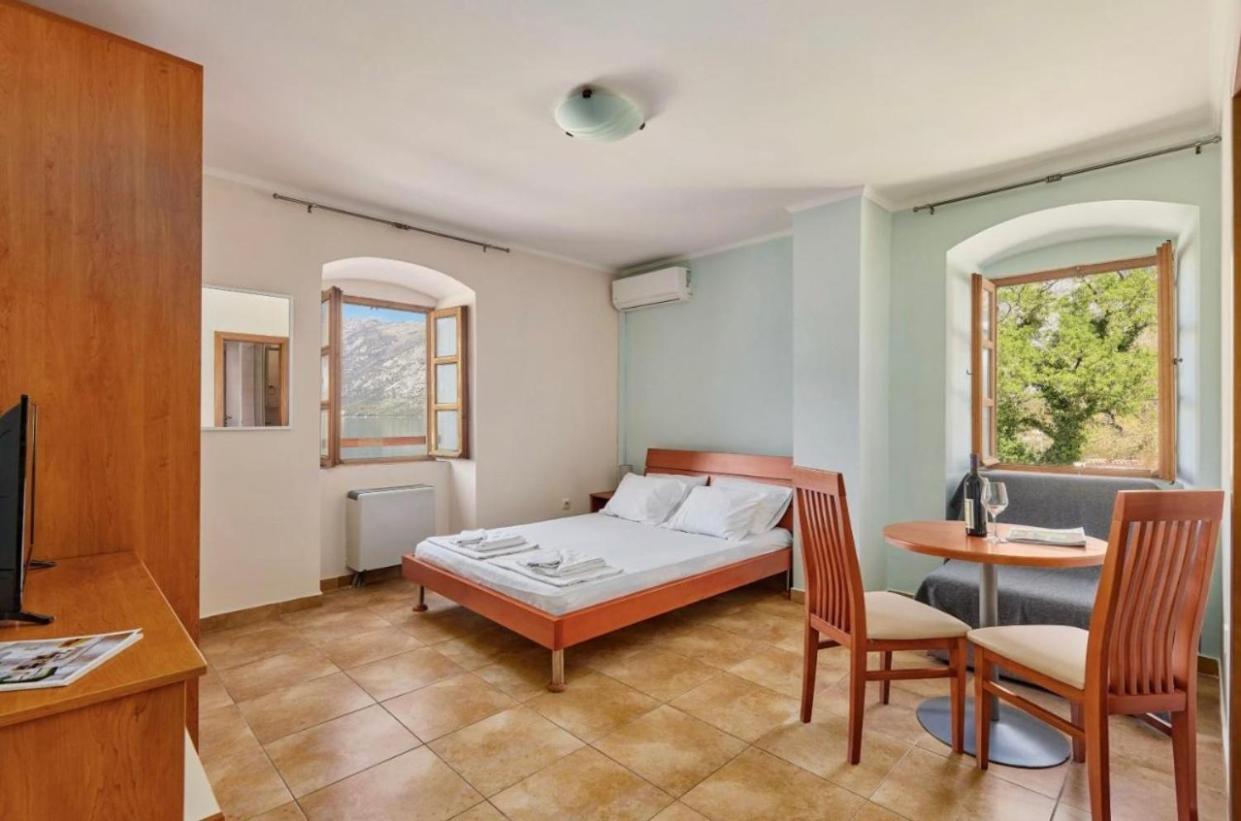 Apartments Barba Kotor Ngoại thất bức ảnh